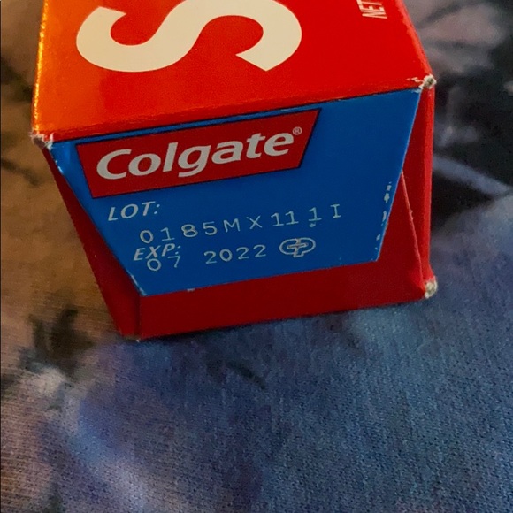 Supreme Colgate toothpaste - Picture 3 of 6